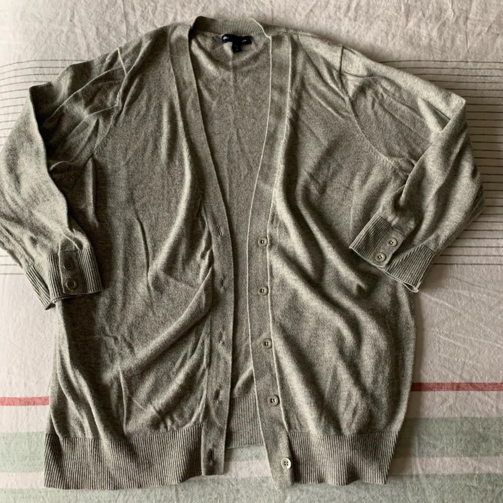 Gap gray sweater cardigan